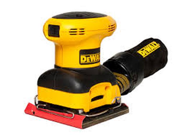 Dewalt Palm Sanders